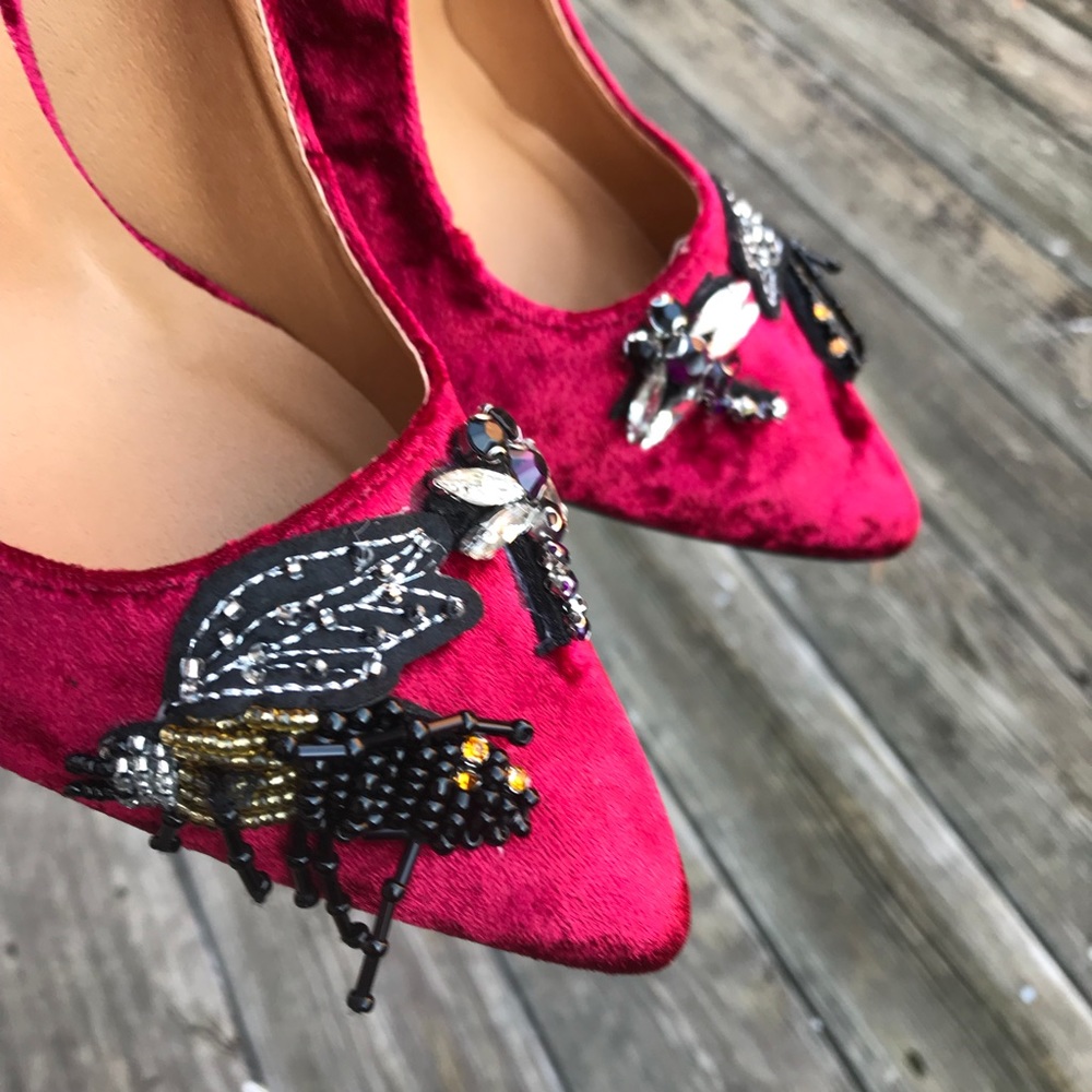 Red Crushed Velvet Pumps w/ Beaded Design - Picture 3 of 8